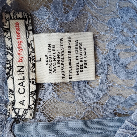 A Calin by Flying Tomato lace blouse - Picture 3 of 4